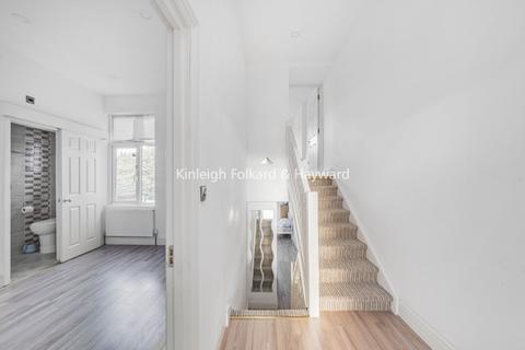 3 bedroom flat to rent, Upland Road, London, SE22