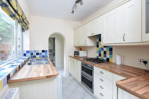 4 bedroom house to rent, Portland Road, Kingston Upon Thames, Surrey, KT1