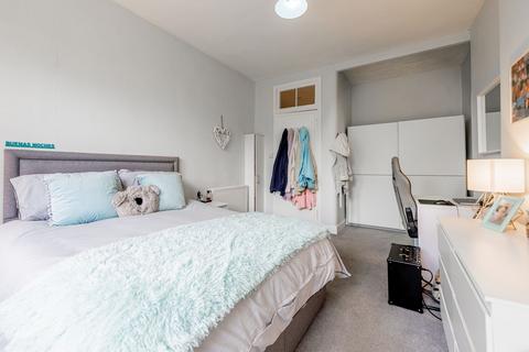 1/2, 6 Ettrick Place, Glasgow, G43 1UB