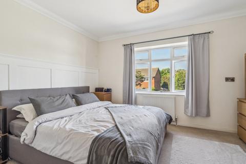2 Foxcroft, Iver, SL0 9BX