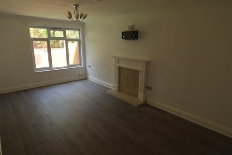 4 bedroom terraced house to rent, Clayburn Circle, Basildon, Essex, SS14