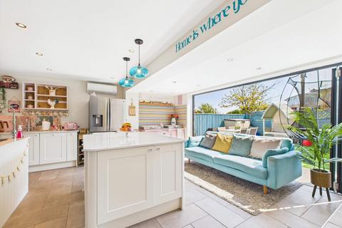 3 bedroom detached house for sale, Beach Walk, Goodrington, Paignton