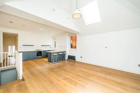 West Hill, London SW15