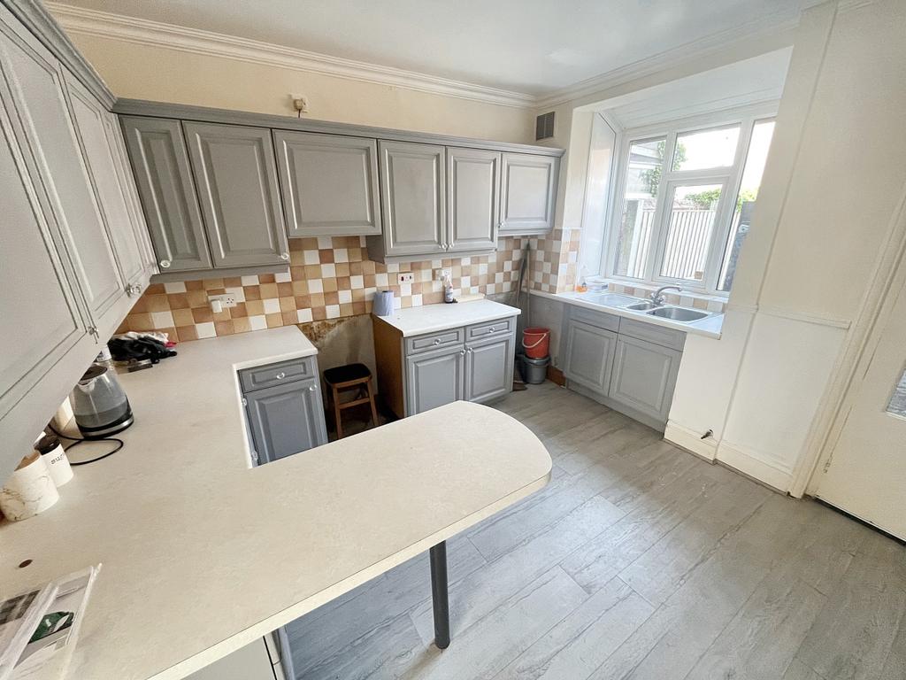 26 Oxheys Street