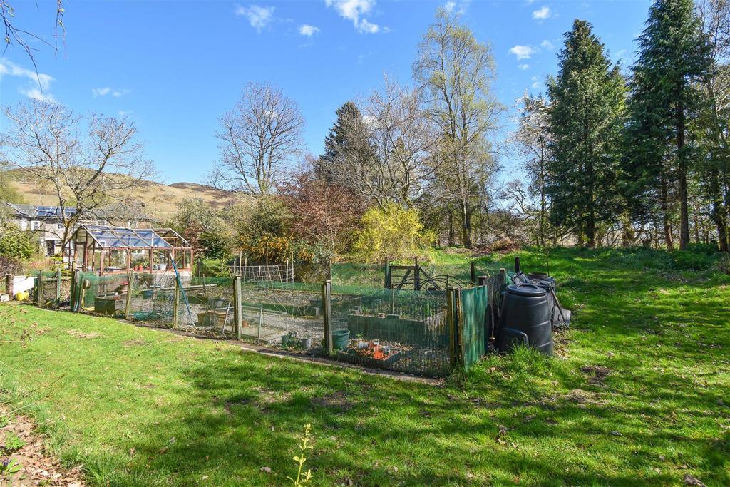 Swinsid new Vegetable Garden.jpg