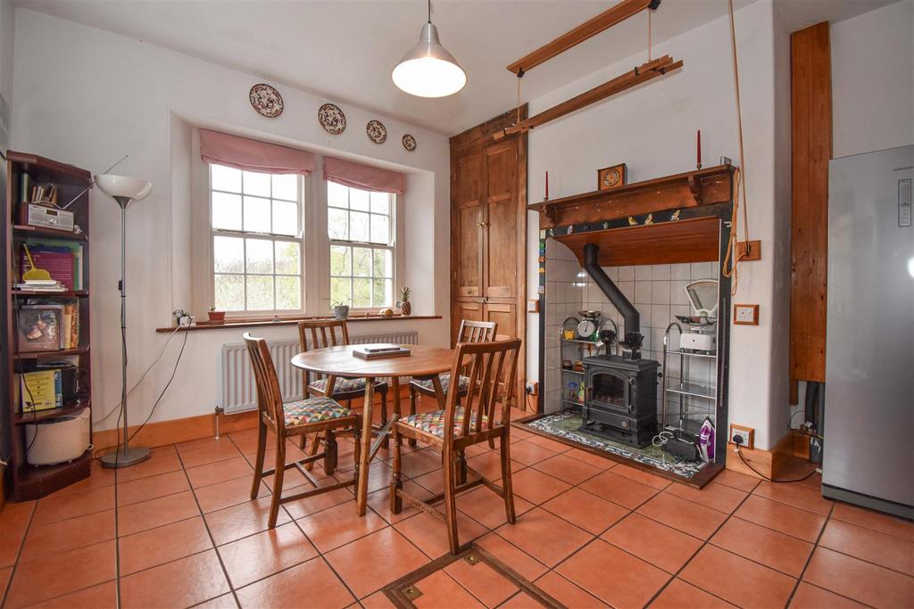Breakfast Room