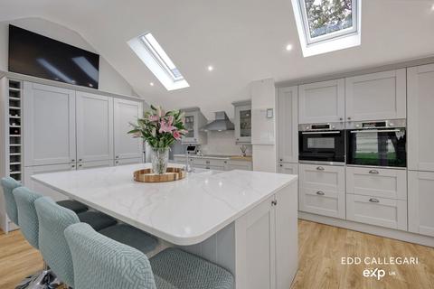 Walnut Tree Cottage Chapel Lane, Lower Somersham, Ipswich, IP8 4QE