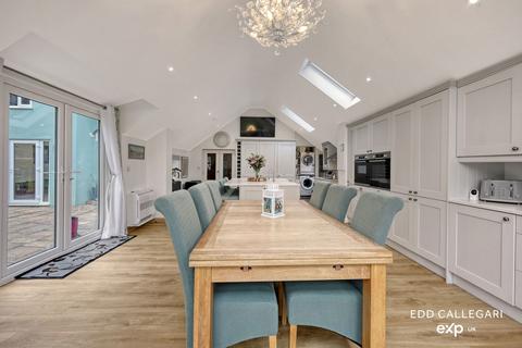 Walnut Tree Cottage Chapel Lane, Lower Somersham, Ipswich, IP8 4QE
