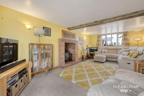 Walnut Tree Cottage Chapel Lane, Lower Somersham, Ipswich, IP8 4QE