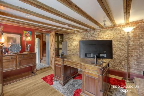 Walnut Tree Cottage Chapel Lane, Lower Somersham, Ipswich, IP8 4QE