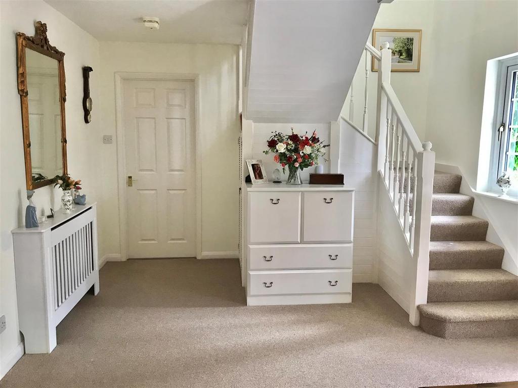 New Hallway.jpg