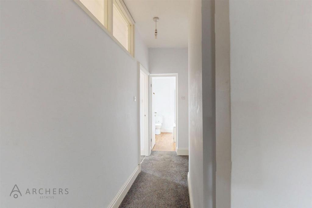 36 Plymouth Road(Interior)(9of15).jpg