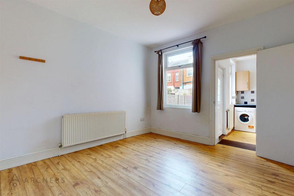 36 Plymouth Road(Interior)(4of15).jpg
