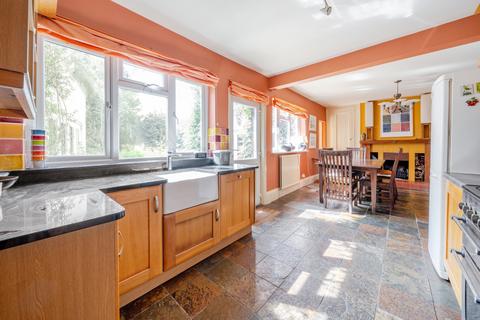4 bedroom detached house for sale, Lincoln Hatch Lane, Burnham, Buckinghamshire, SL1
