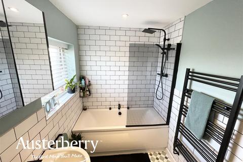 15 Denewood Place, Stoke-on-trent, ST3 6JB