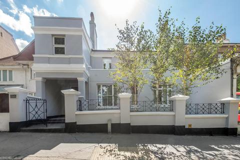 4 bedroom apartment for sale, Central Hill, Crystal Palace, London, SE19