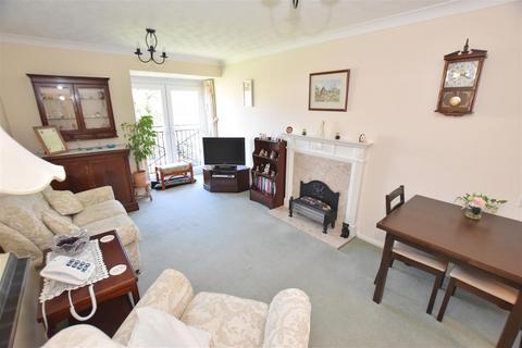 1 bedroom apartment for sale, Ashdown Court, Cromer