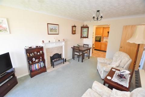 1 bedroom apartment for sale, Ashdown Court, Cromer