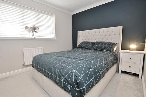 11 Acer Drive, West End, Woking, GU24 9XJ