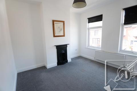 25 Brook Road, Northfleet, Gravesend, DA11 8RQ
