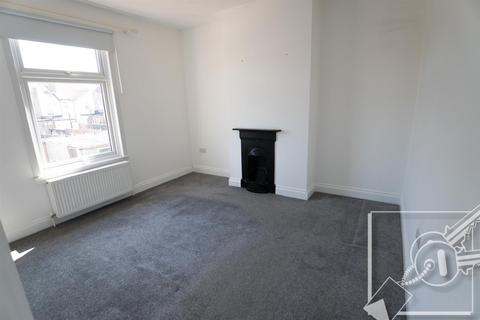 25 Brook Road, Northfleet, Gravesend, DA11 8RQ