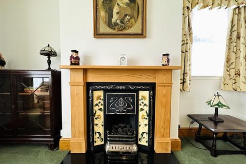 2 Marshland Road, Moorends, Doncaster, DN8 4NY