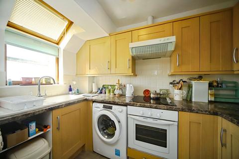 2 bedroom retirement property for sale, Kerslakes Court, Honiton EX14
