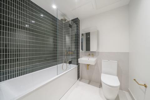 2 bedroom flat for sale, Riverscape Walk London E16