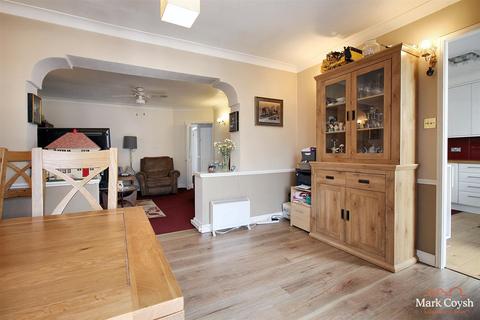 3 bedroom semi-detached bungalow for sale, Nutcroft Grove, Leatherhead KT22