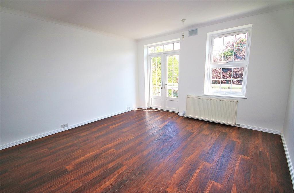 Bedroom 1: