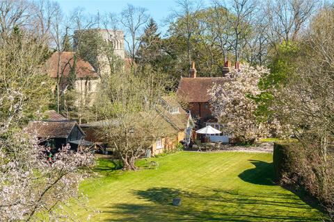 4 bedroom detached house for sale, High Street North, Stewkley, Leighton Buzzard, Buckinghamshire, LU7