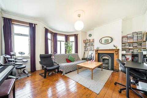 182b Lee High Road, London, SE13 5PL