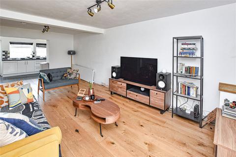 27 Long Row, Horsforth, Leeds, LS18 5AA
