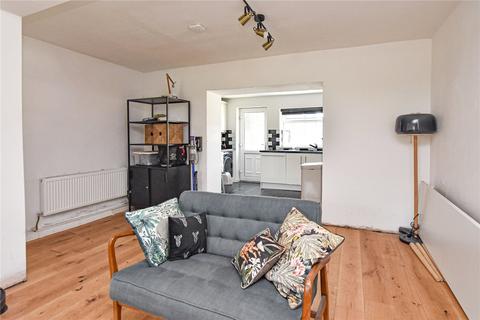 27 Long Row, Horsforth, Leeds, LS18 5AA