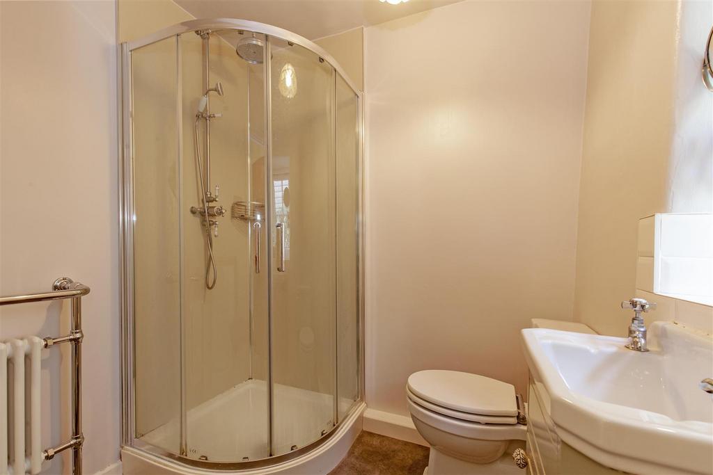 Bedroom 1 En Suite-1.jpg