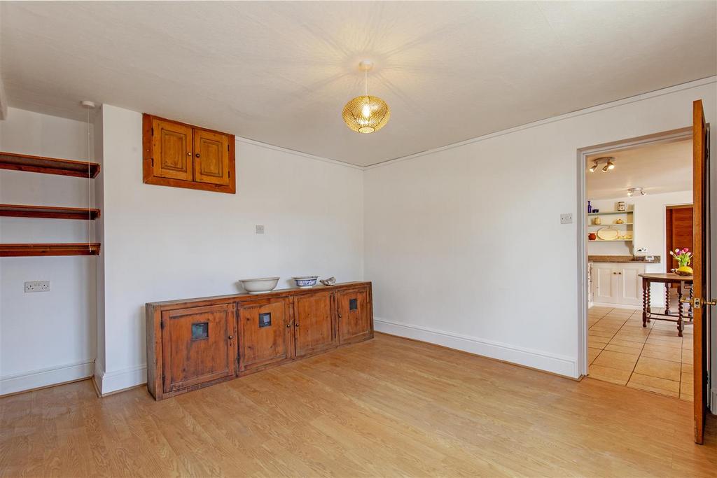Dining Room-1.jpg