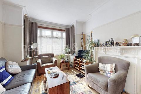 3 bedroom house for sale, Hamilton Road, NW11