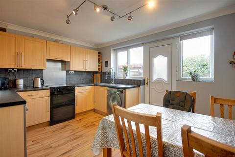 14 Briar Close, Newport, Brough, HU15 2QY