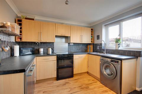 14 Briar Close, Newport, Brough, HU15 2QY