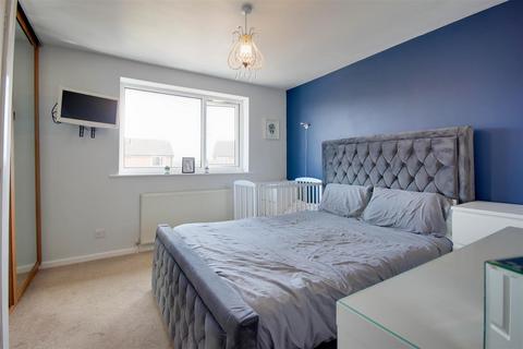 14 Briar Close, Newport, Brough, HU15 2QY