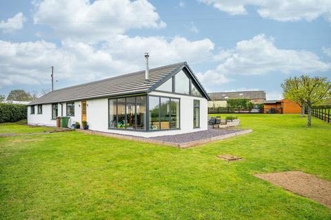 undefined, Llantilio Pertholey, Abergavenny