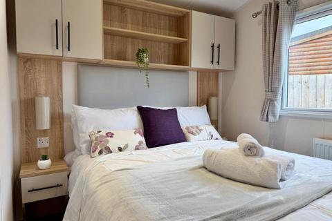 2 bedroom park home for sale, Hedley Wood Holiday Park