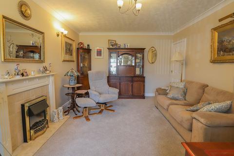 2 bedroom bungalow for sale, The Coppice, Bare, Morecambe
