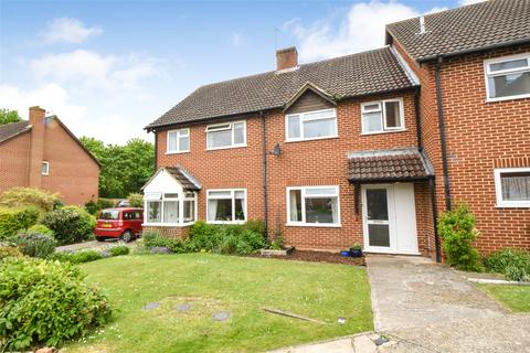 14 Dewpond Walk, Lychpit, Basingstoke, RG24 8RZ
