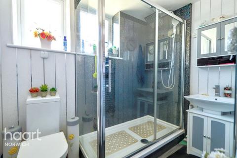 2 bedroom detached bungalow for sale, Thorpe Road, Southrepps