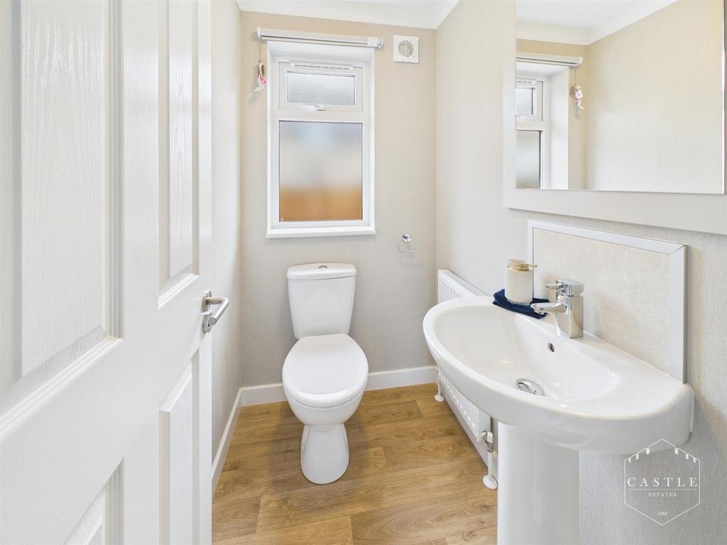 Guest cloakroom