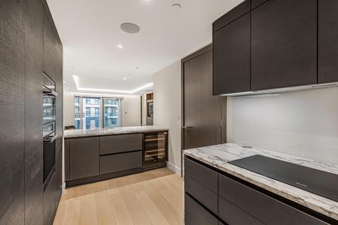 2 bedroom flat for sale, Chelsea Creek Tower, London SW6
