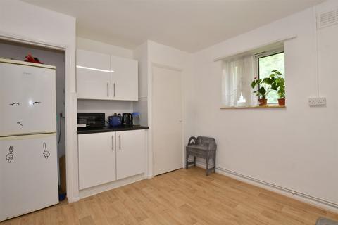 2 bedroom apartment for sale, Fernhill Court, Walthamstow