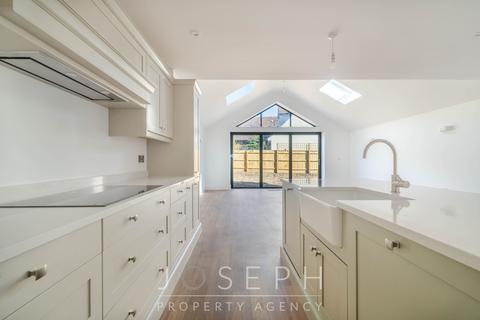 3 bedroom semi-detached house for sale, Purdis Farm Lane, Ipswich, IP3
