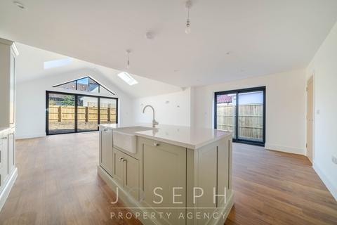 3 bedroom semi-detached house for sale, Purdis Farm Lane, Ipswich, IP3